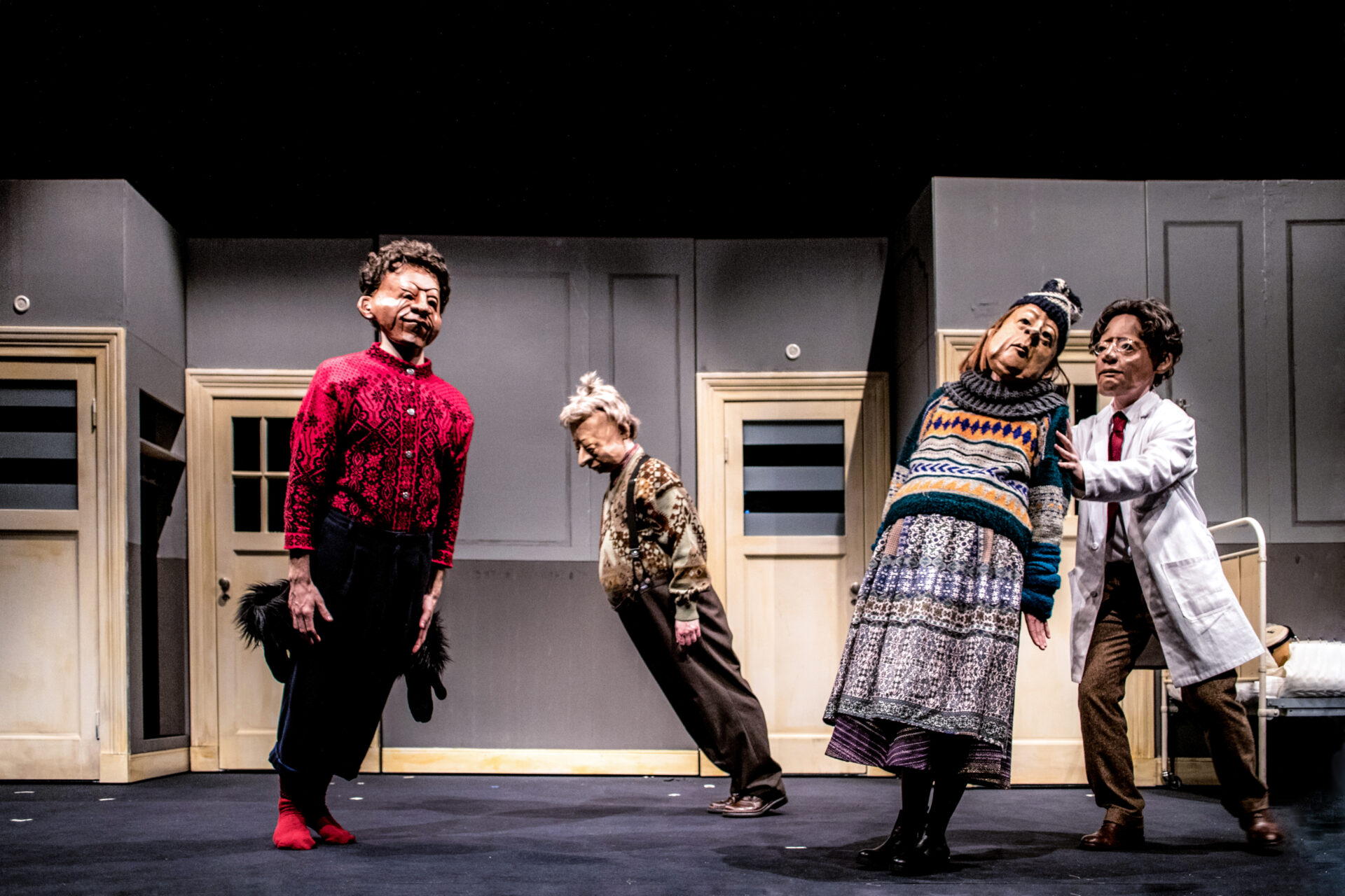 Buehne Aarau Dr Nest presse 03 c Valeria Tomasulo