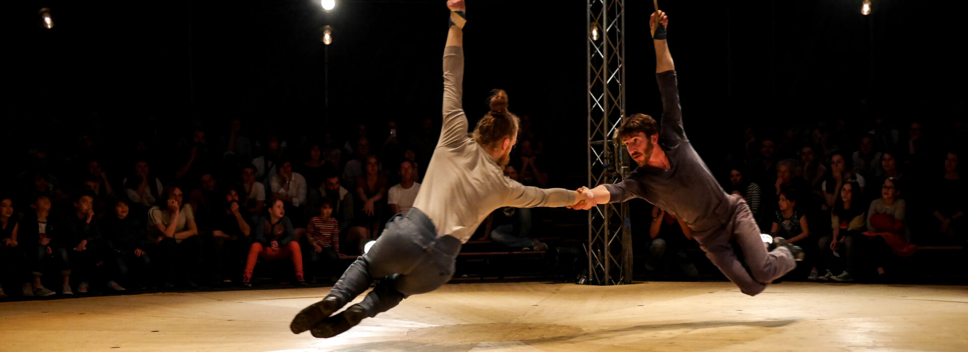 Buehne Aarau Vol Dusage728 Vasil Tasevski